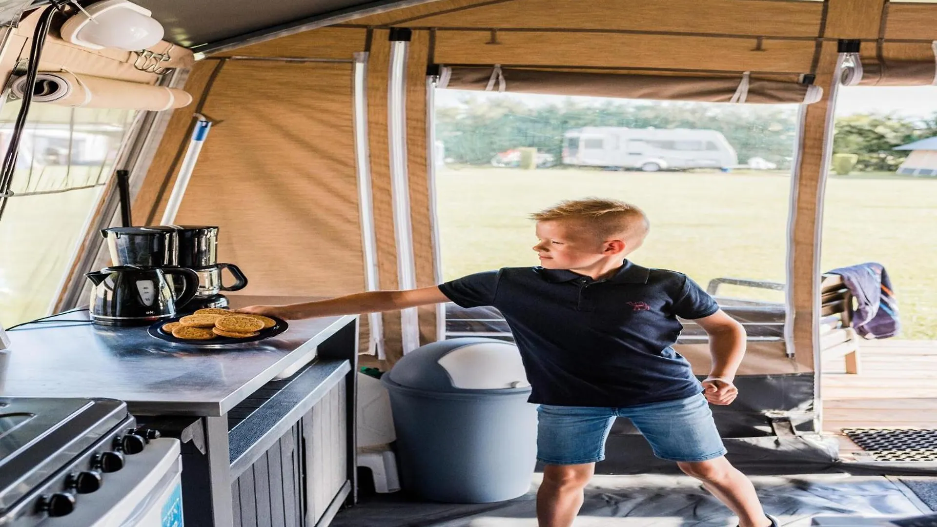 Nice Tent Lodge In A Holiday Park, Cleaning Included Nommern Οργανωμένο κάμπινγκ